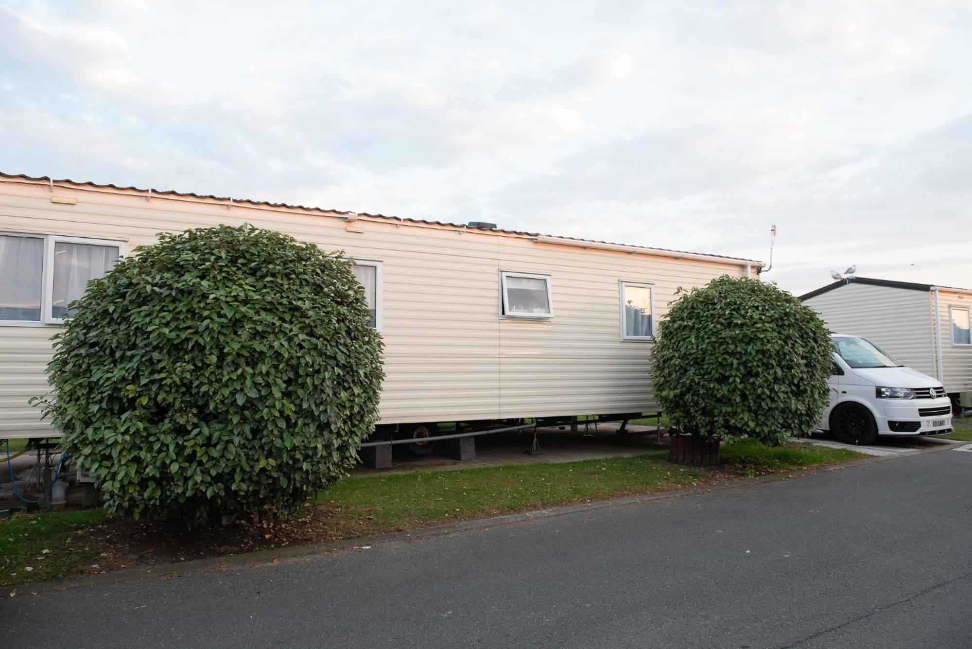 2 Bed Caravan For Hire At Golden Sands In Rhyl Exteriör bild